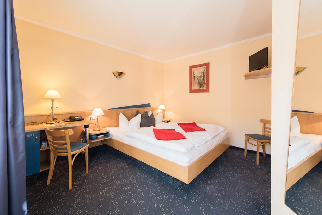 Hotel An Der Stadtmauer Mühlhausen Extérieur photo